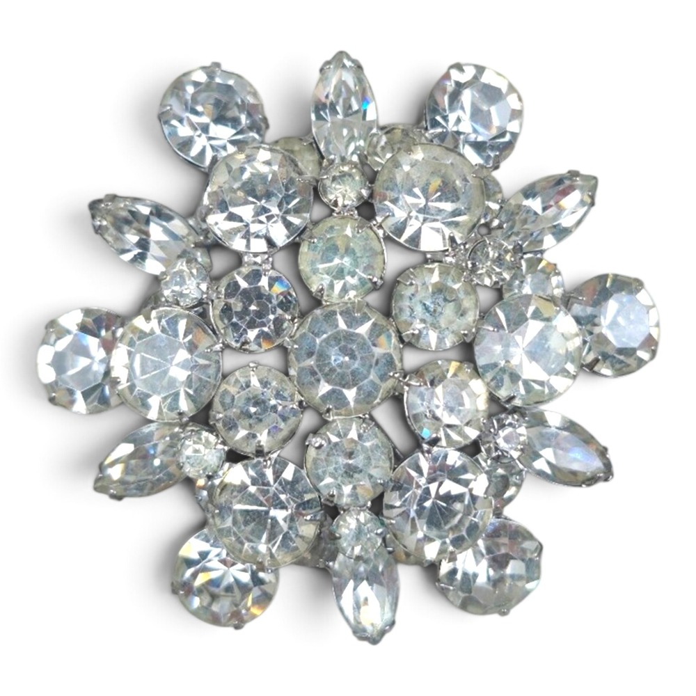 Unbranded Brooch Women OS Silver Excellent Rhinestone Starburst Pin
